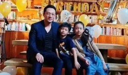 国产区情侣,浪漫瞬间，温馨时光